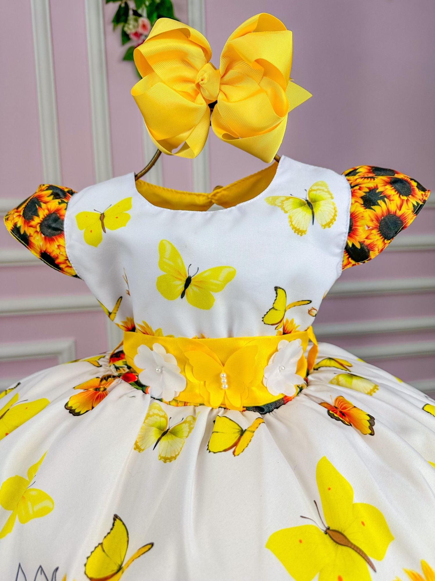 Vestido Marie Jardim de Girassol Modelo 1 - Leveza e Elegância para Meninas | Bebeloo Kids