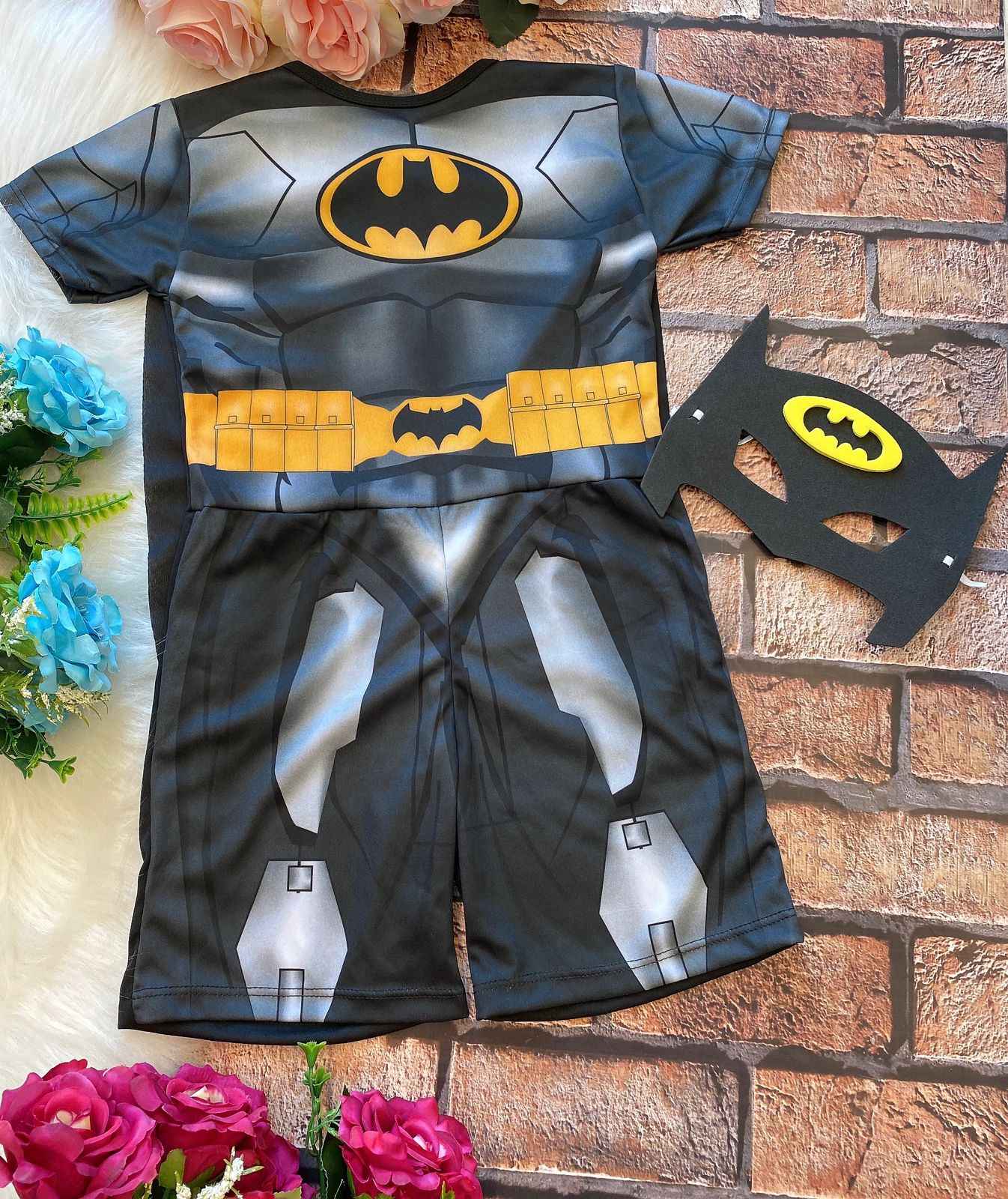 Fantasia Batman - Diversão e Encanto para Brincar | Bebeloo Kids
