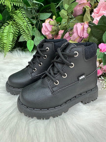 Bota/Coturno Masculina Nilqi Preto - Qualidade e Cuidado para os Pequenos | Bebeloo Kids