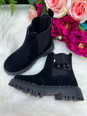 Bota Nilqi Mariana Preto - Qualidade e Cuidado para os Pequenos | Bebeloo Kids