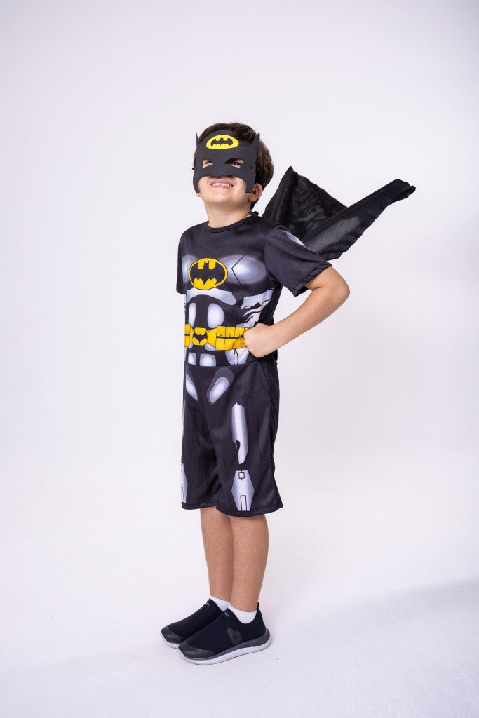 Fantasia Batman - Diversão e Encanto para Brincar | Bebeloo Kids
