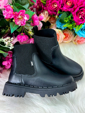Bota - Coturno Nilqi Antonella Preto - Qualidade e Cuidado para os Pequenos | Bebeloo Kids
