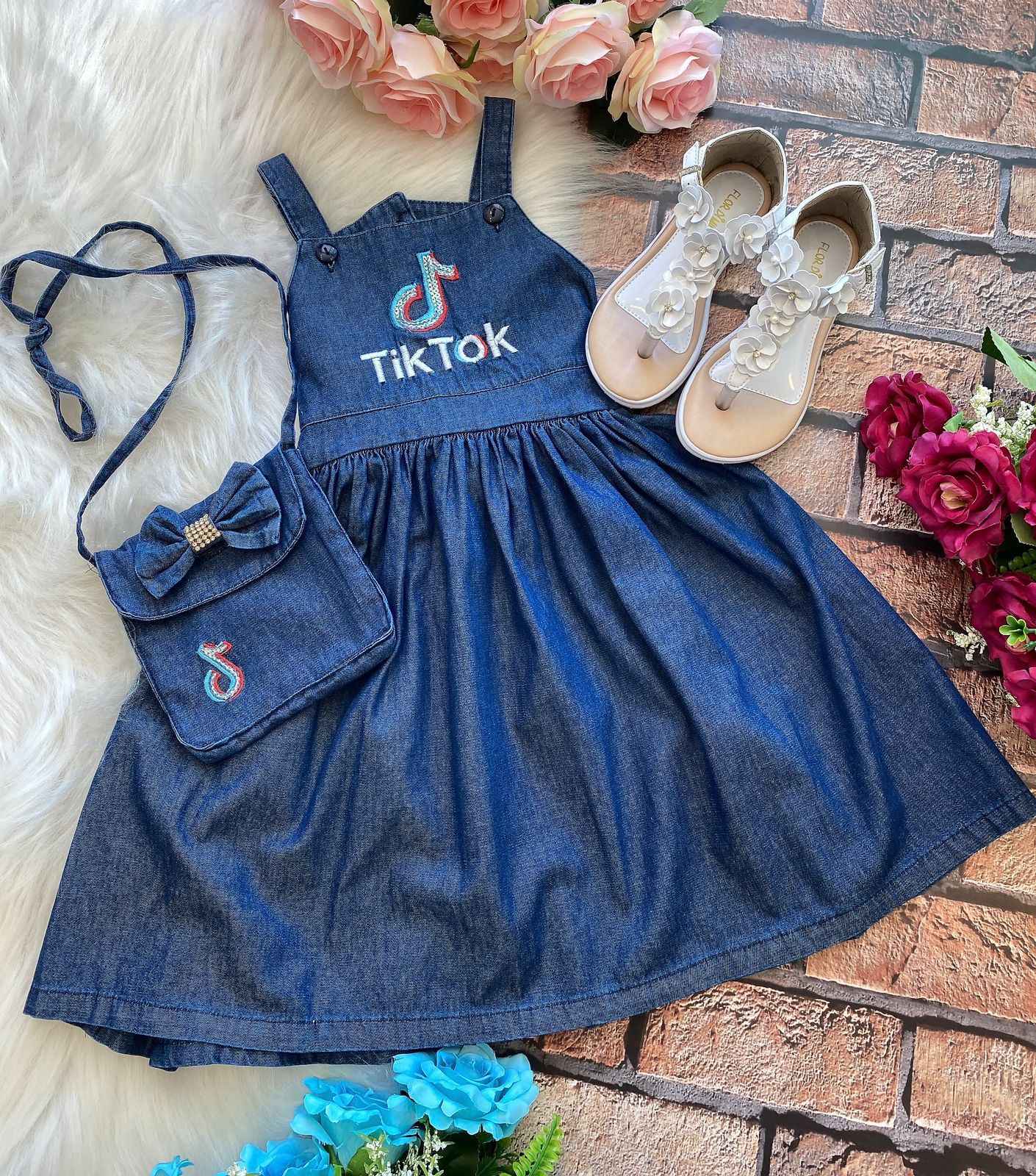 Vestido Princesa Bebeloo Kids Jeans Tik Tok - Diversão e Encanto para Brincar | Bebeloo Kids
