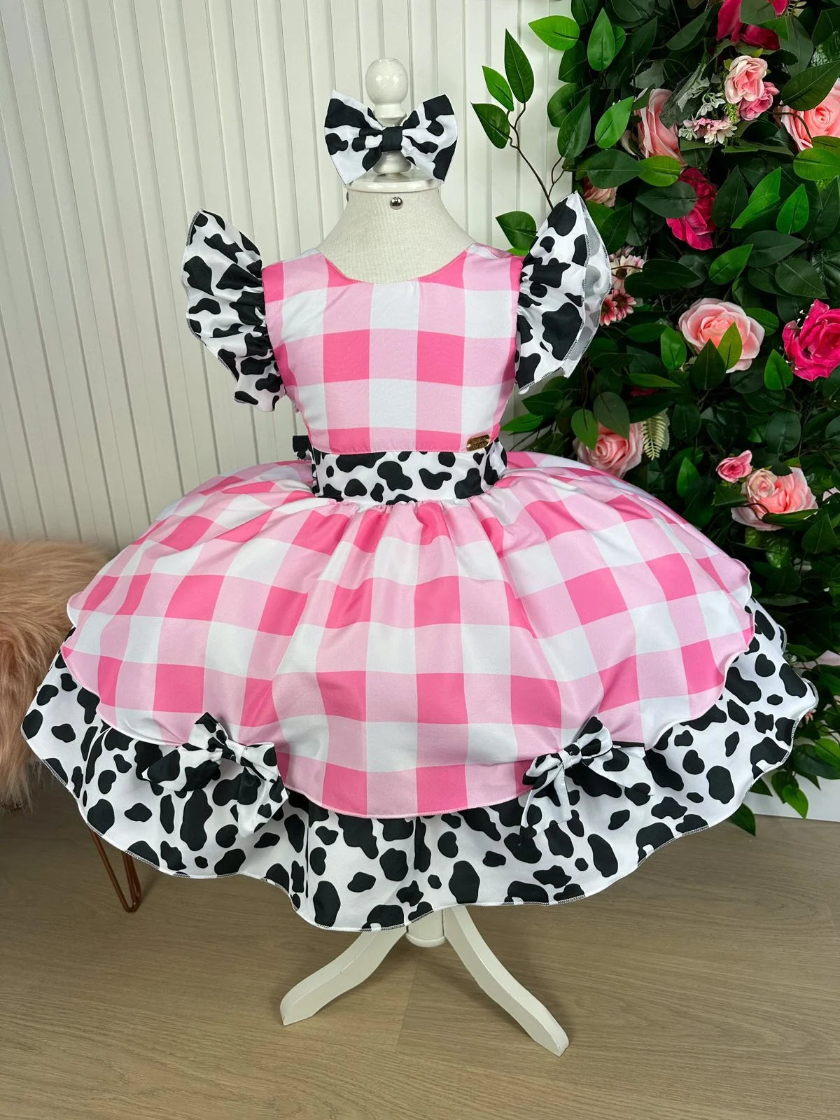 Vestido Tematicos Kids Fazendinha Rosa Vaquinha - Leveza e Elegância para Meninas | Bebeloo Kids