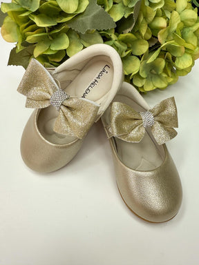 Sapatilha Flor Di Mila Penelope Dourada - Leveza e Charme para os Pezinhos | Bebeloo Kids