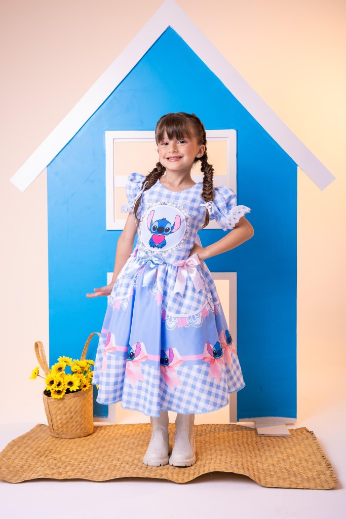Vestido Junino Tematico Luxo Lilo Stitch Azul Bebe - Leveza e Elegância para Meninas | Bebeloo Kids