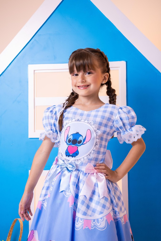 Vestido Junino Tematico Luxo Lilo Stitch Azul Bebe - Leveza e Elegância para Meninas | Bebeloo Kids