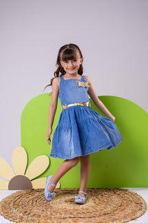 Vestido Blogueirinha Stella Jeans - Leveza e Elegância para Meninas | Bebeloo Kids
