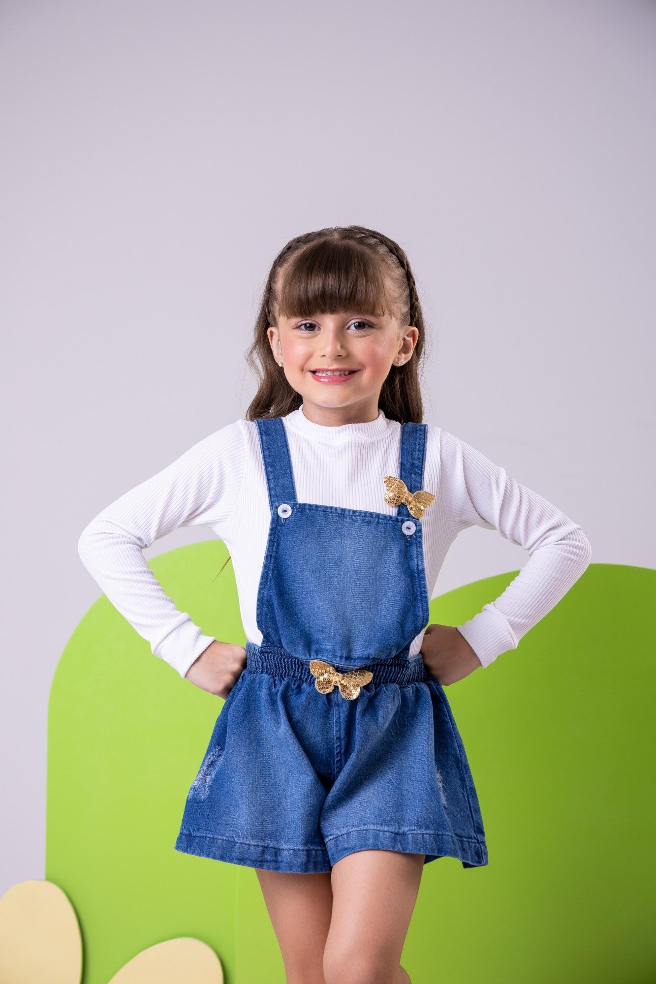 Jardineira Blogueirinha Jeans Elo - Charme e Conforto para Bebês | Bebeloo Kids