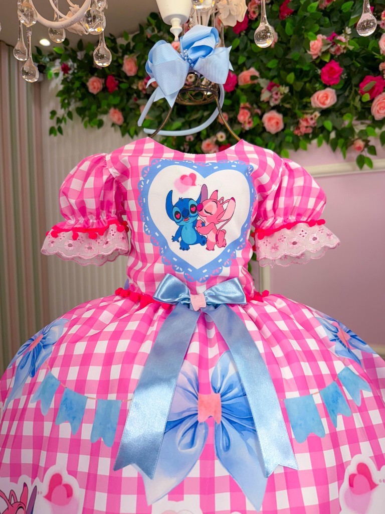 Vestido Junino Tematico Luxo Lilo Stitch Rosa Bebe Modelo 2 - Leveza e Elegância para Meninas | Bebeloo Kids