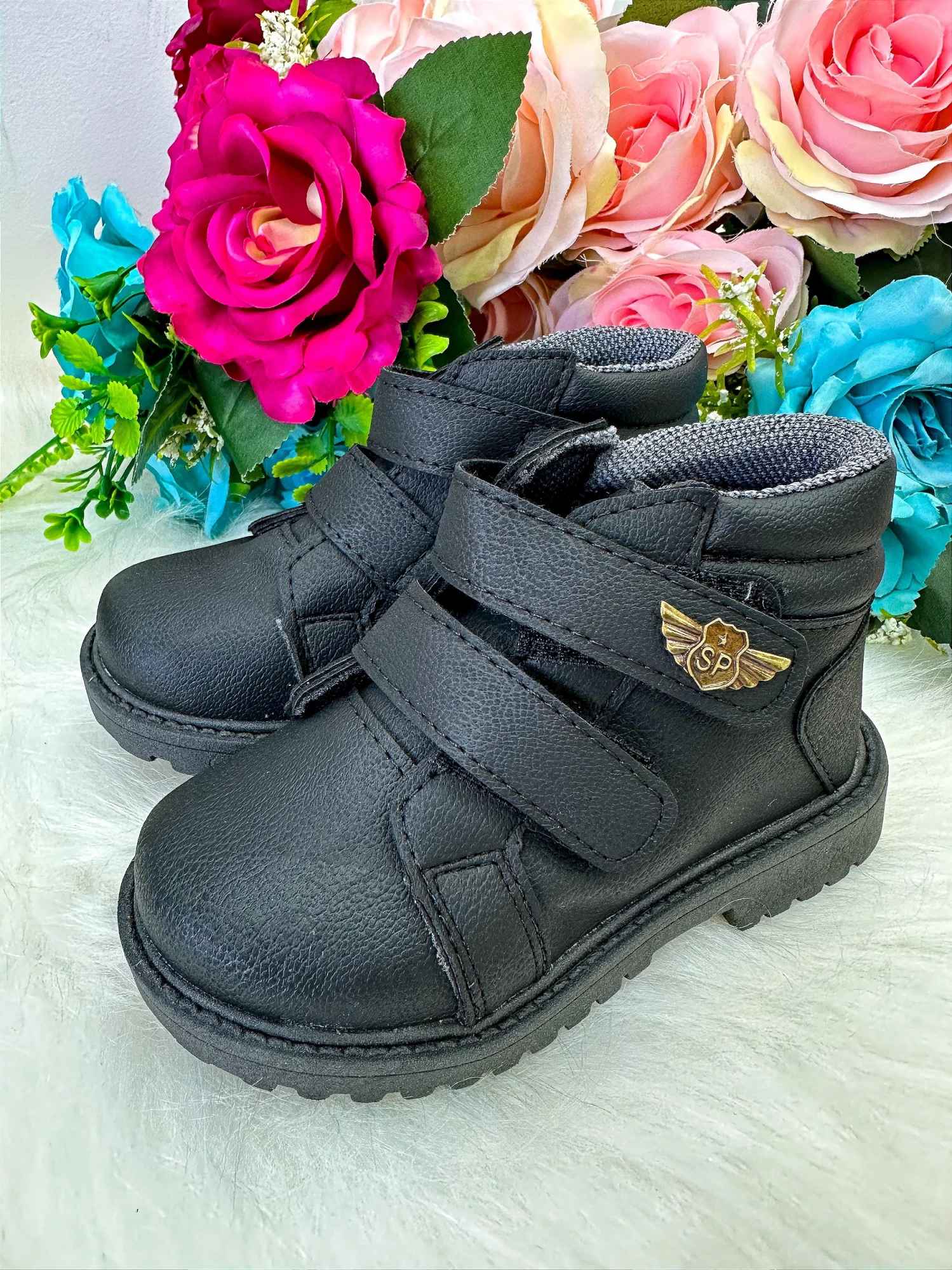 Bota Coturno Masculina Ortobaby Pedro Preto - Qualidade e Cuidado para os Pequenos | Bebeloo Kids