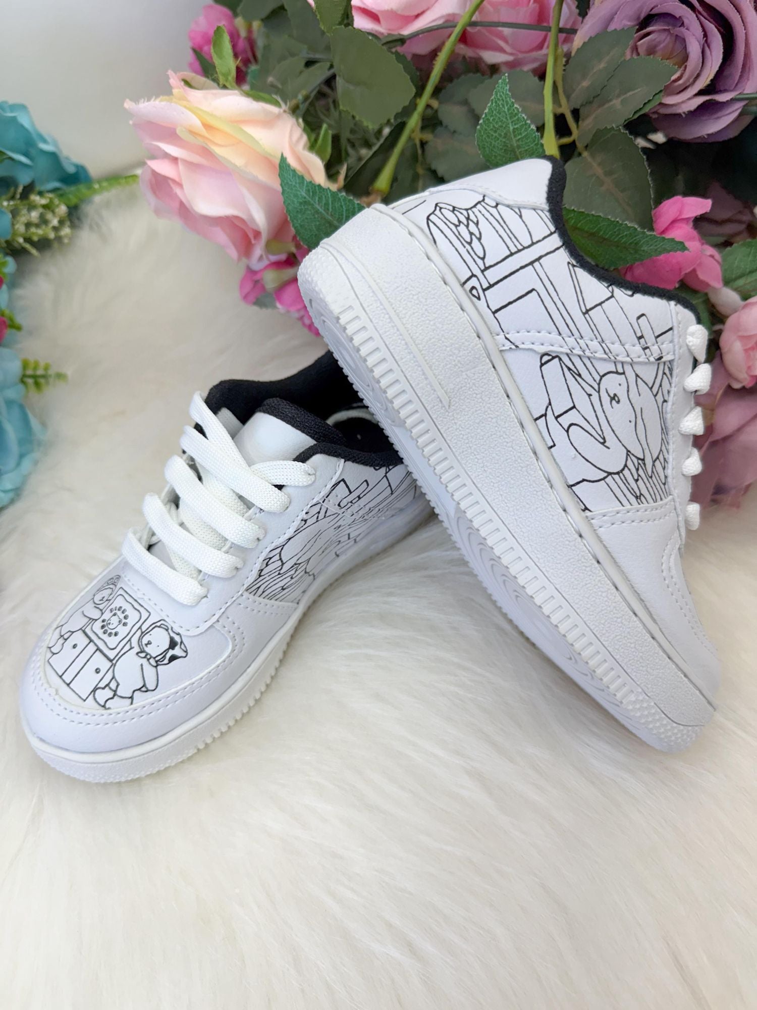 Tênis Temático Bobbie Goods Branco - Conforto e Liberdade para Brincar | Bebeloo Kids