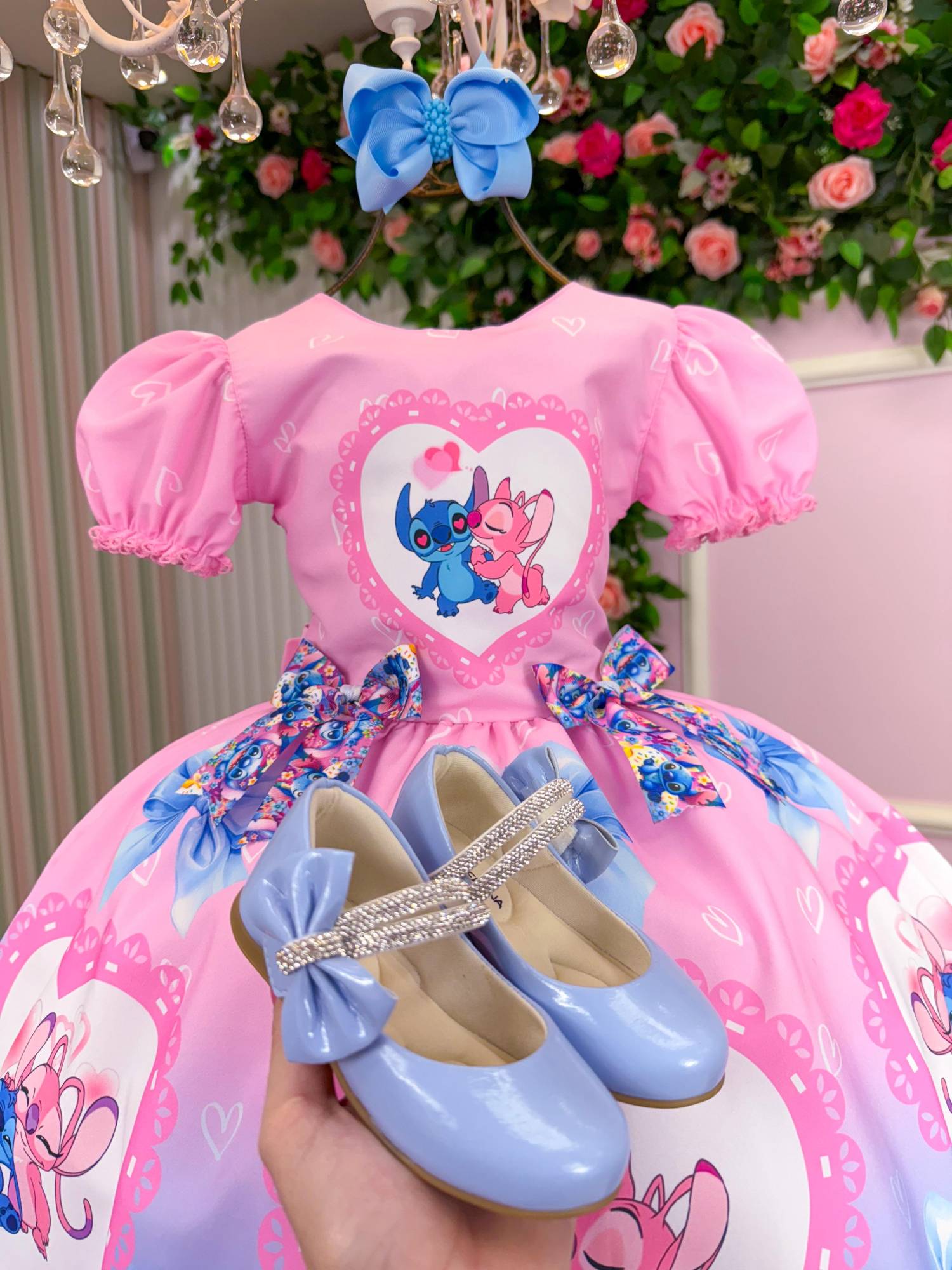 Vestido Tematico Luxo Stitch e Angel Modelo 4 - Leveza e Elegância para Meninas | Bebeloo Kids
