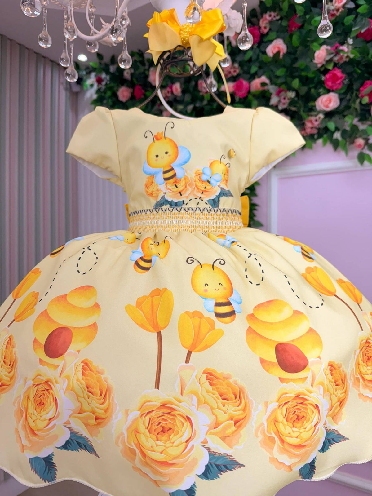 Vestido Temáticos Kids Abelha - Abelhinha - Leveza e Elegância para Meninas | Bebeloo Kids