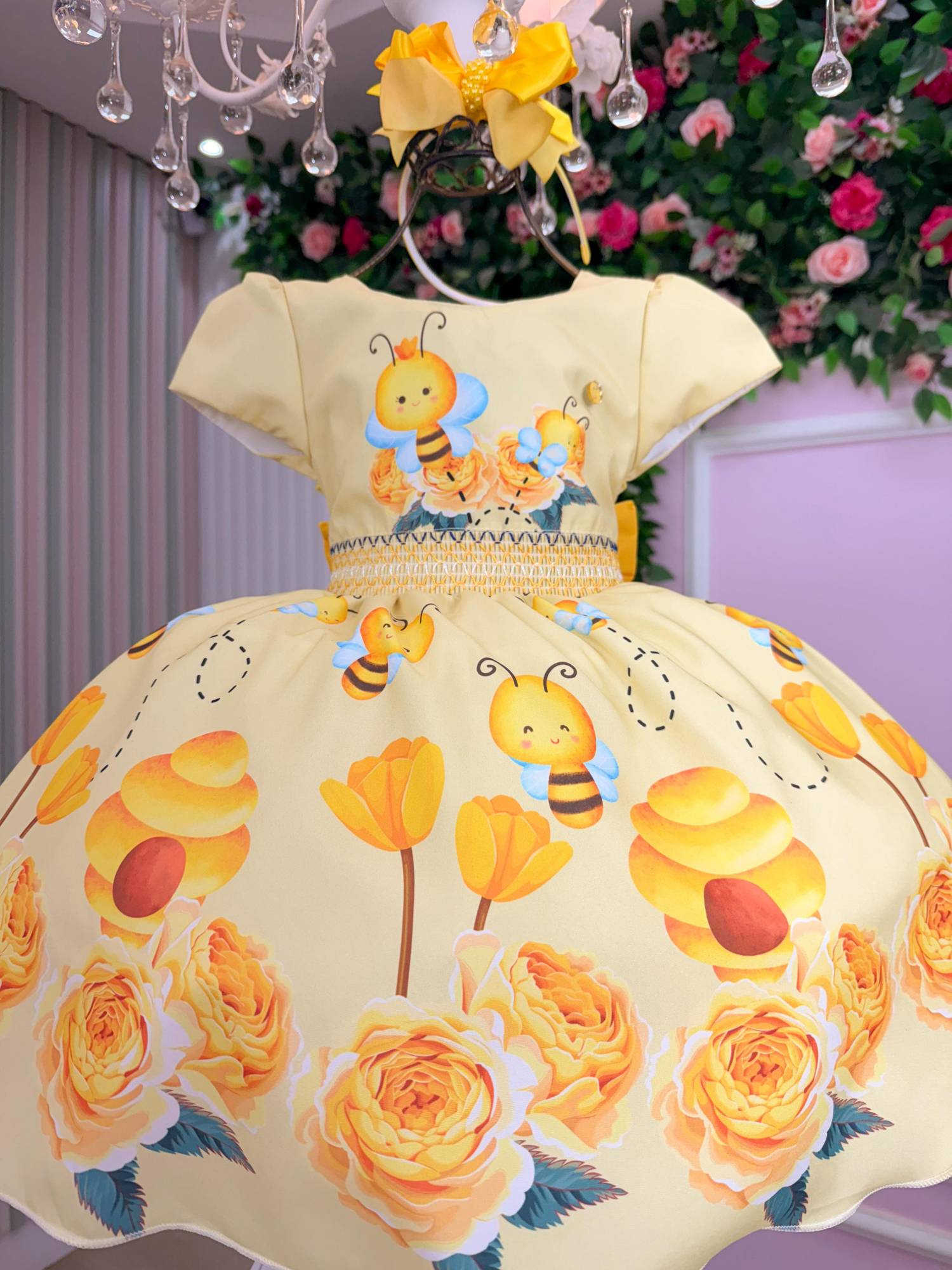 Vestido Temáticos Kids Abelha - Abelhinha - Leveza e Elegância para Meninas | Bebeloo Kids