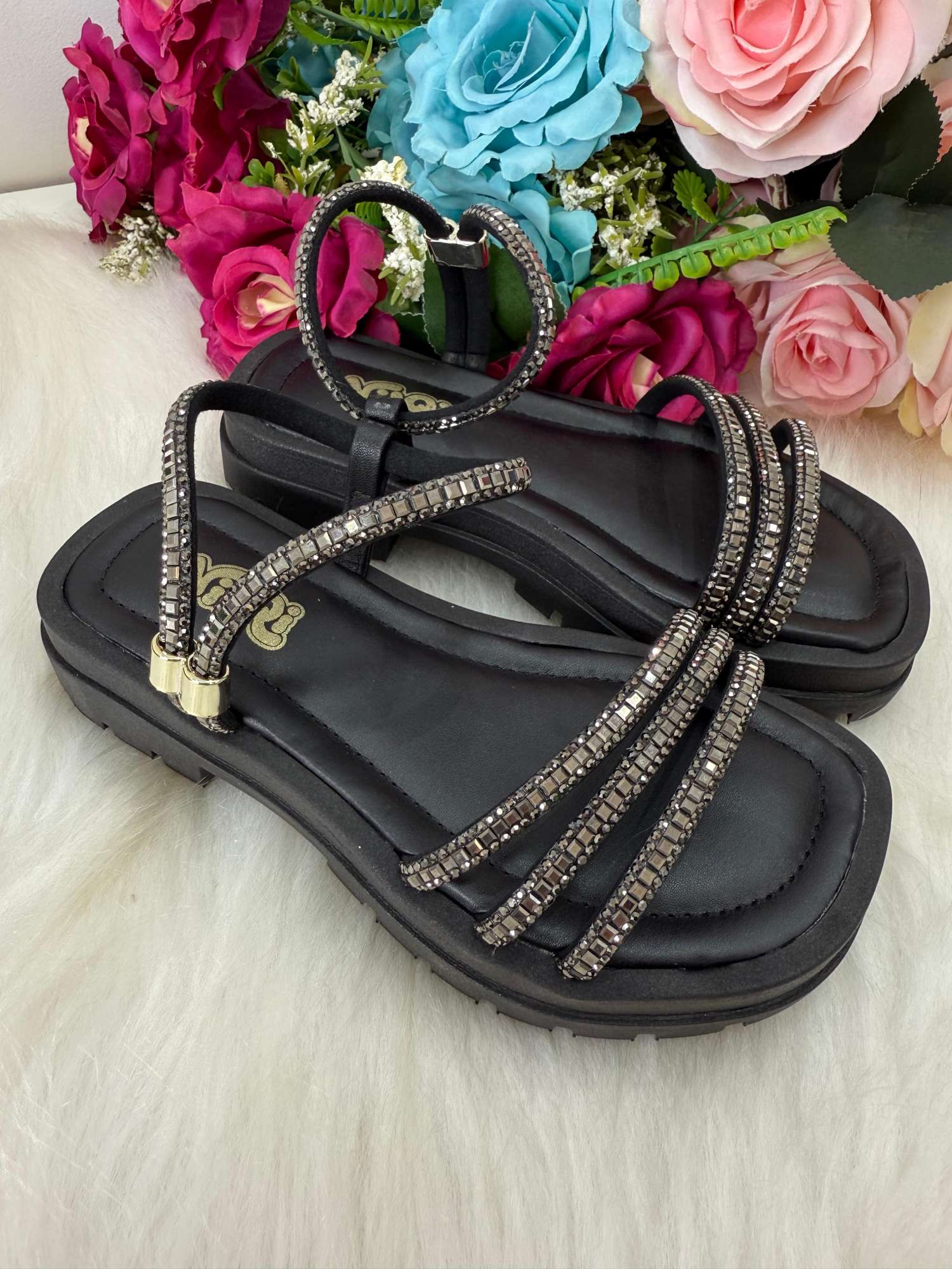 Sandália Nilqi Rafaela Preto - Conforto e Estilo para os Pezinhos | Bebeloo Kids