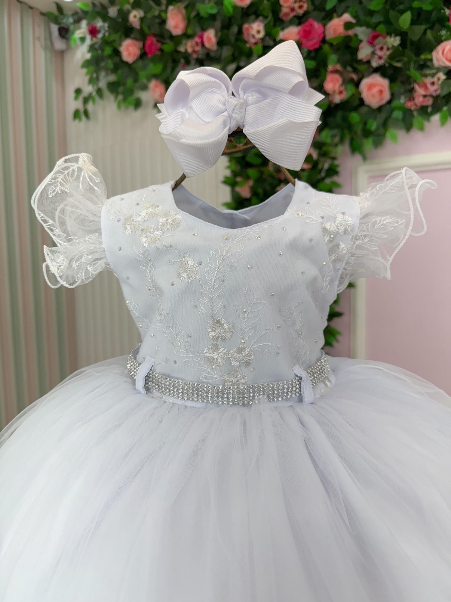 Vestido Menina Bonita Antonella Branco - Leveza e Elegância para Meninas | Bebeloo Kids