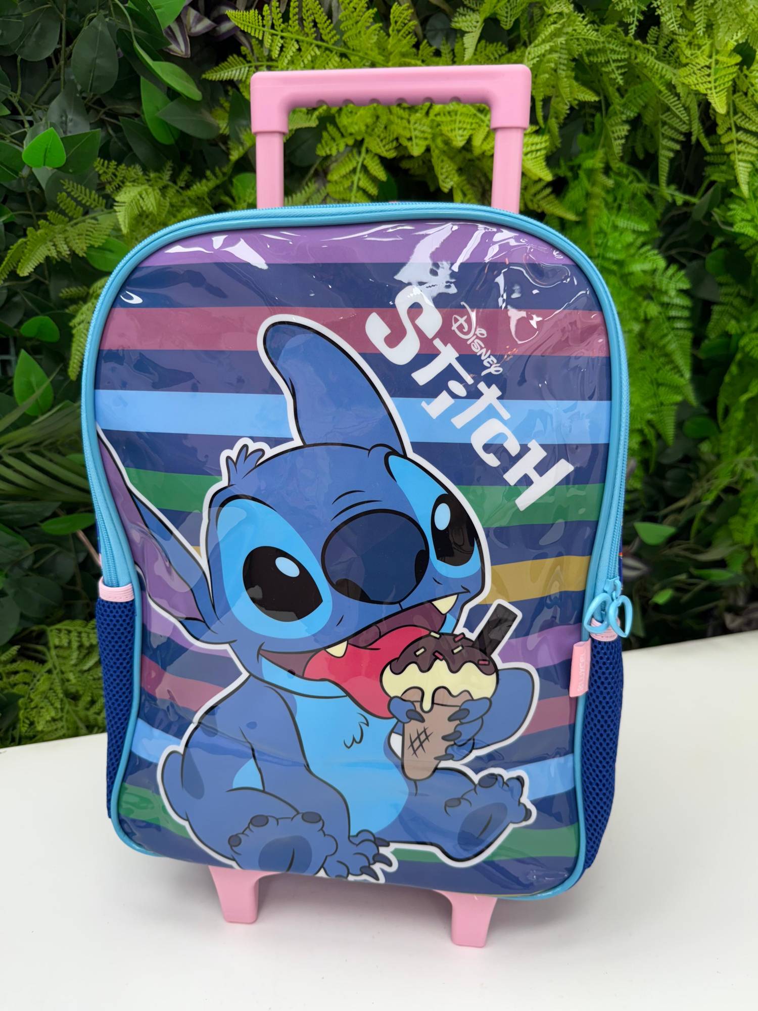 Mochila de Rodinhas Stitch - Praticidade e Charme para o Dia a Dia | Bebeloo Kids