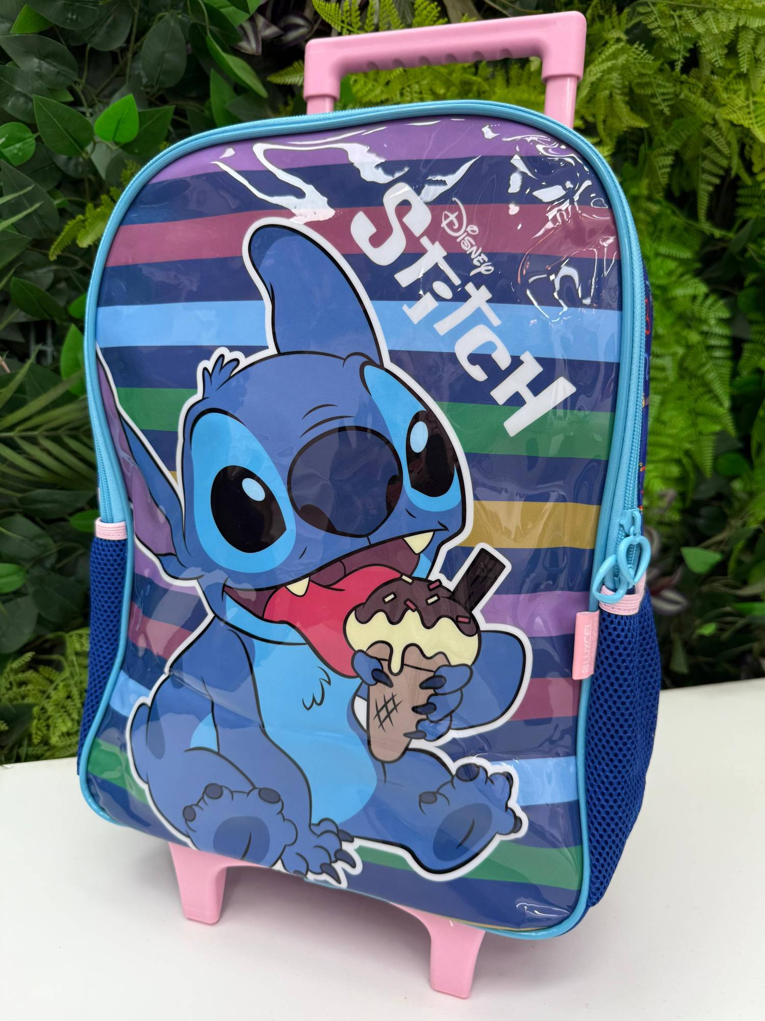 Mochila de Rodinhas Stitch - Praticidade e Charme para o Dia a Dia | Bebeloo Kids