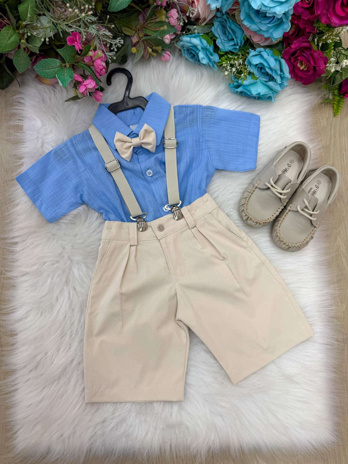Conjunto Miss Cherry Henry Azul Suspensorio Bege - Estilo Delicado para o Dia a Dia | Bebeloo Kids