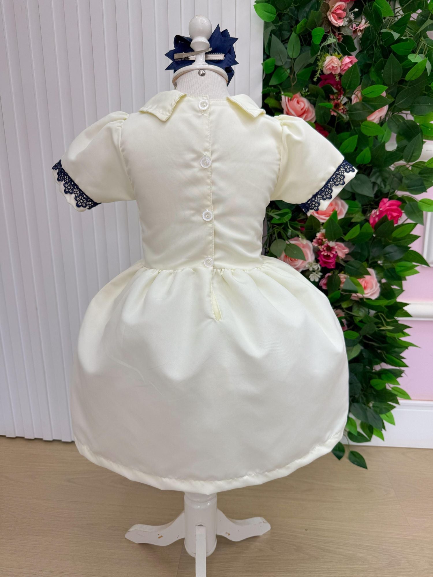 Vestido Blogueirinha Jhenni Off + Colete Jeans - Leveza e Elegância para Meninas | Bebeloo Kids