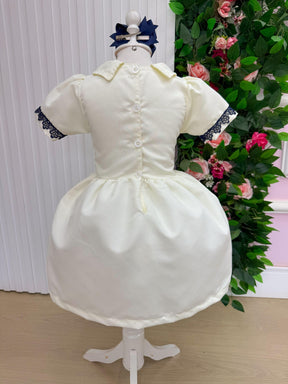 Vestido Blogueirinha Jhenni Off + Colete Jeans - Leveza e Elegância para Meninas | Bebeloo Kids