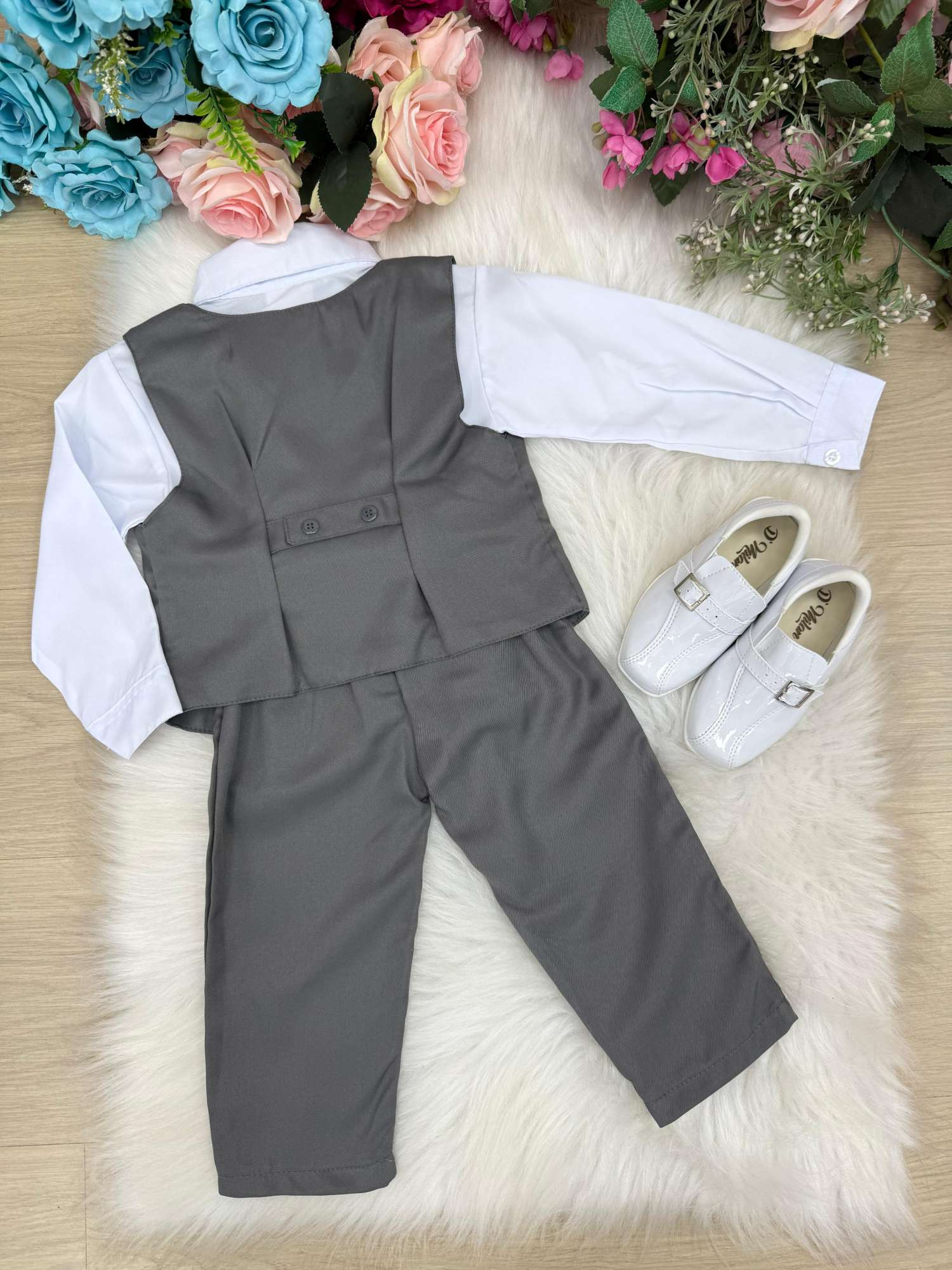 Conjunto Miss Cherry Social Leonardo Colete Cinza Grafite - Estilo Delicado para o Dia a Dia | Bebeloo Kids