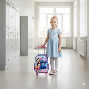 Mochila Rodinhas Lilo e Stitch + Estojo de Brinde - Praticidade e Charme para o Dia a Dia | Bebeloo Kids