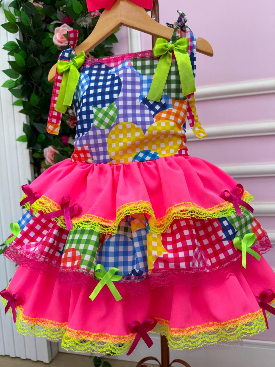 Vestido Junino Banana Club Luxo Encanto da Roça Rosa Neon - Leveza e Elegância para Meninas | Bebeloo Kids
