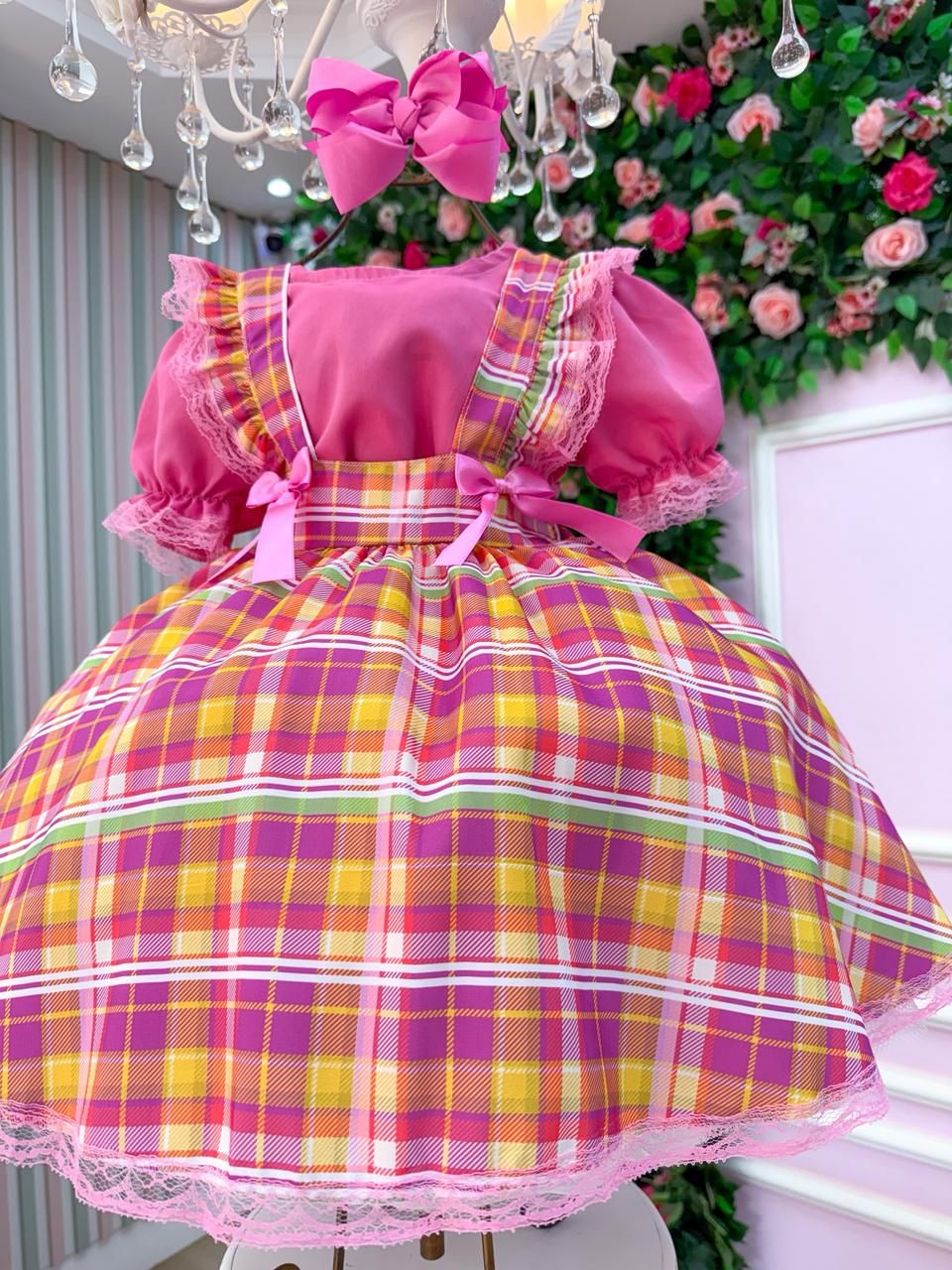 Vestido Junino Salopete Banana Club Luxo Arráia da Fofura - Leveza e Elegância para Meninas | Bebeloo Kids