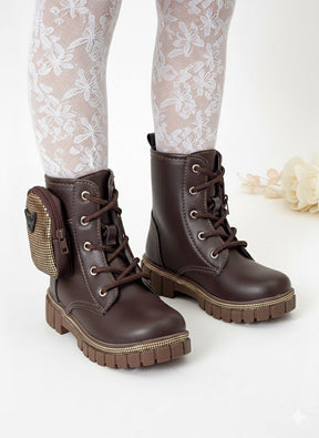 Bota/Coturno Nilqi Malu Bolsinha Cano Baixo (BTCTNNLQMLCNBXBXPRCFCRM)