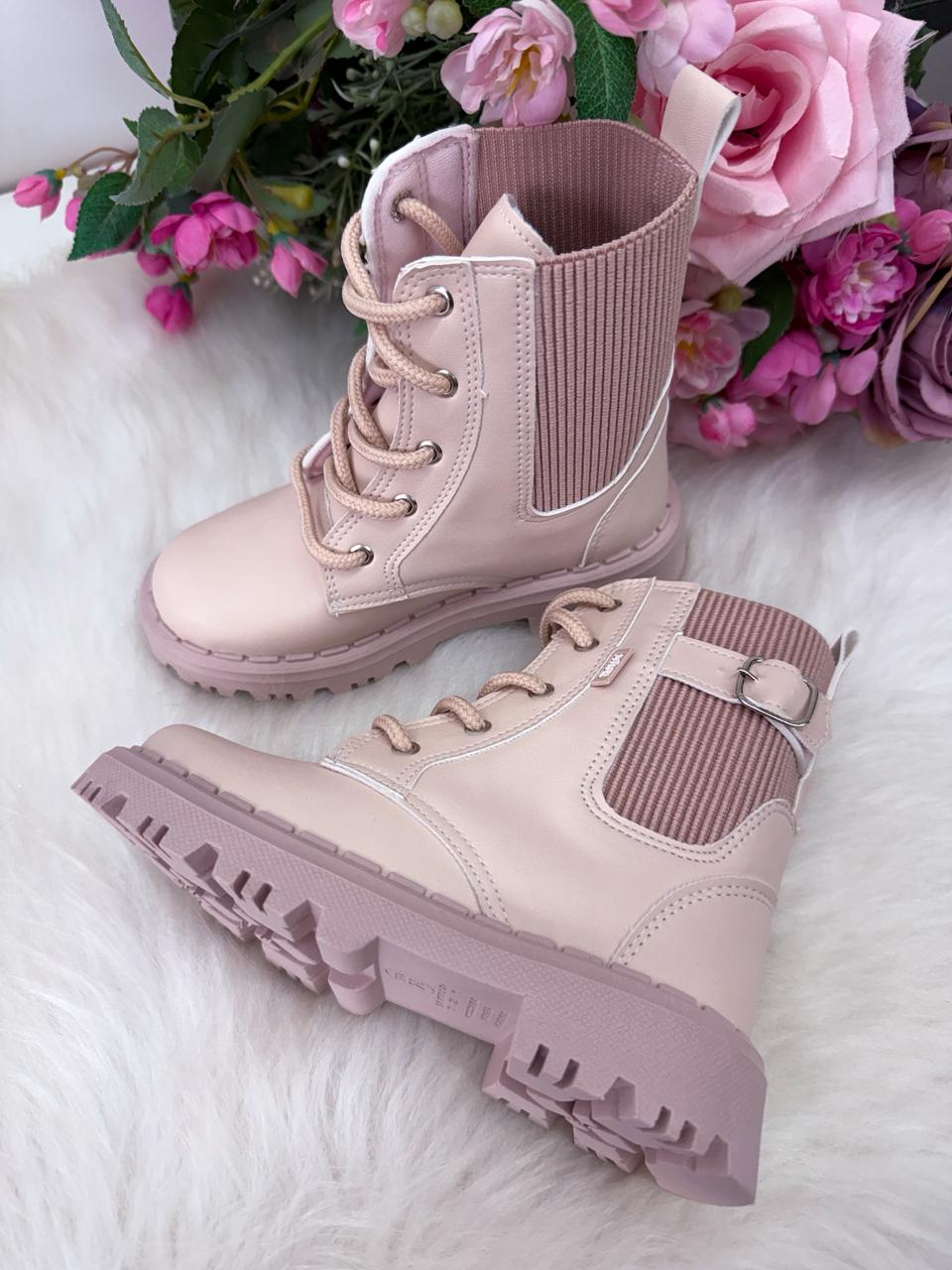 Bota\Coturno Nilqi Jade (BTCTNLQJDPRTRSEOF)