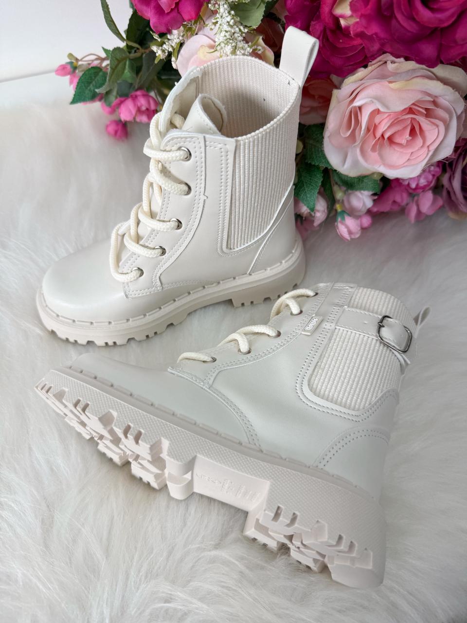 Bota\Coturno Nilqi Jade (BTCTNLQJDPRTRSEOF)