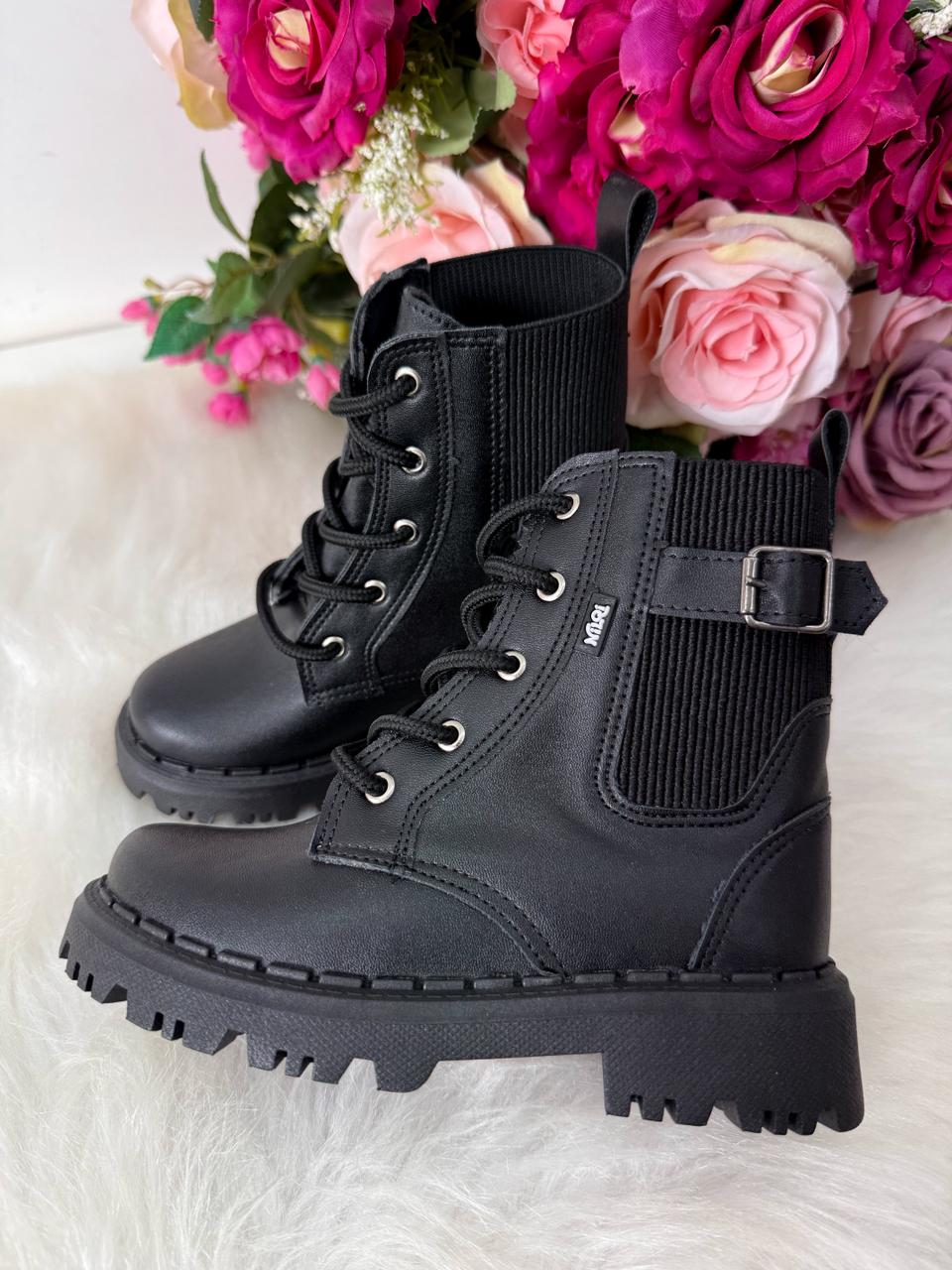 Bota\Coturno Nilqi Jade (BTCTNLQJDPRTRSEOF)