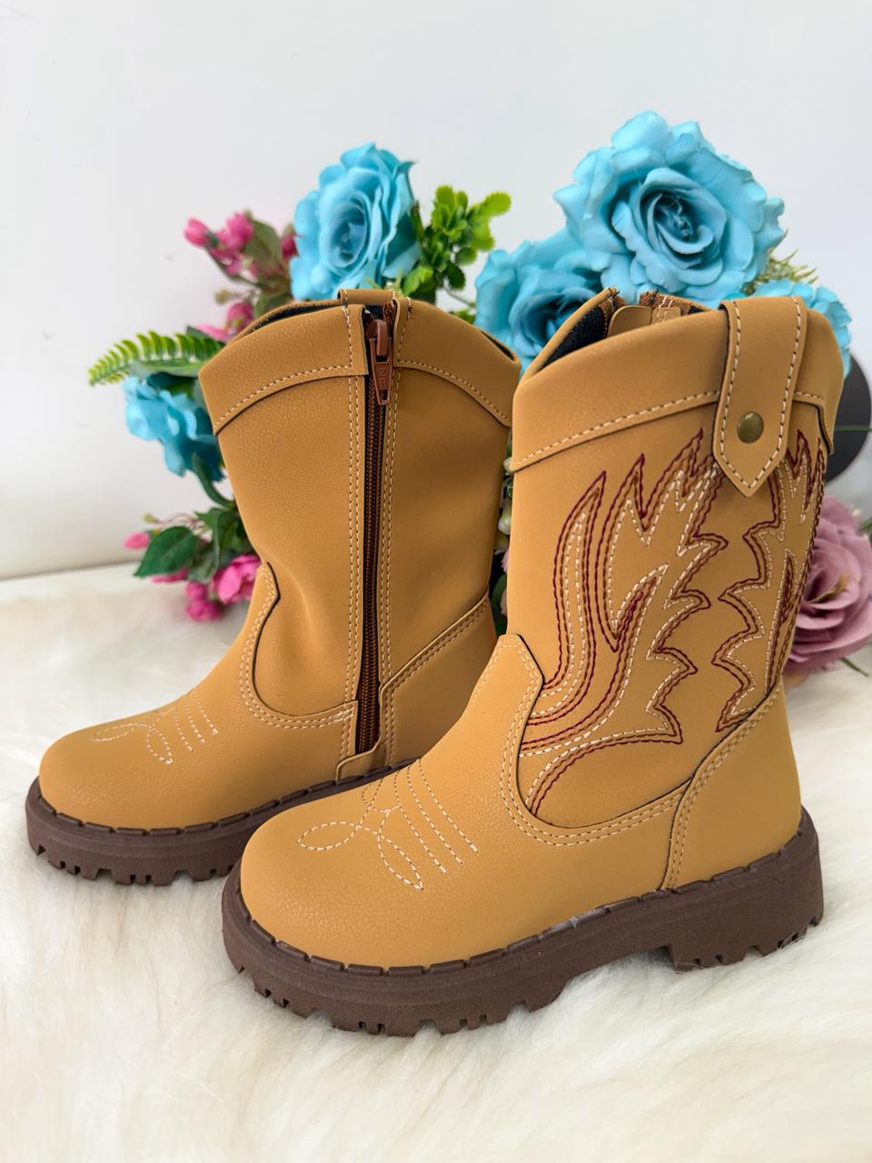 Bota Texana Nilqi Country Mostarda - Qualidade e Cuidado para os Pequenos | Bebeloo Kids