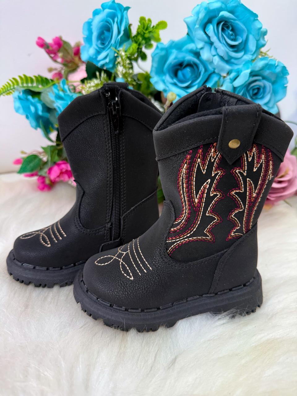 Bota Texana Nilqi Country Preto - Qualidade e Cuidado para os Pequenos | Bebeloo Kids