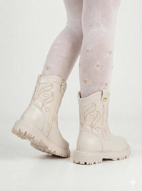 Bota\Coturno Nilqi Bella Off - Qualidade e Cuidado para os Pequenos | Bebeloo Kids