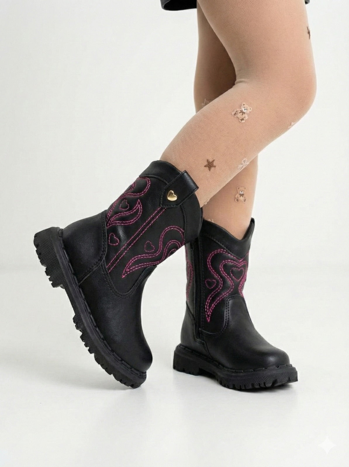 Bota\Coturno Nilqi Bella Preto - Qualidade e Cuidado para os Pequenos | Bebeloo Kids