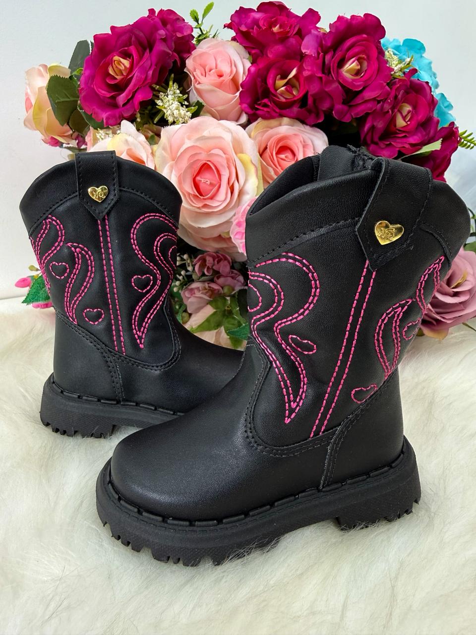 Bota\Coturno Nilqi Bella Preto - Qualidade e Cuidado para os Pequenos | Bebeloo Kids