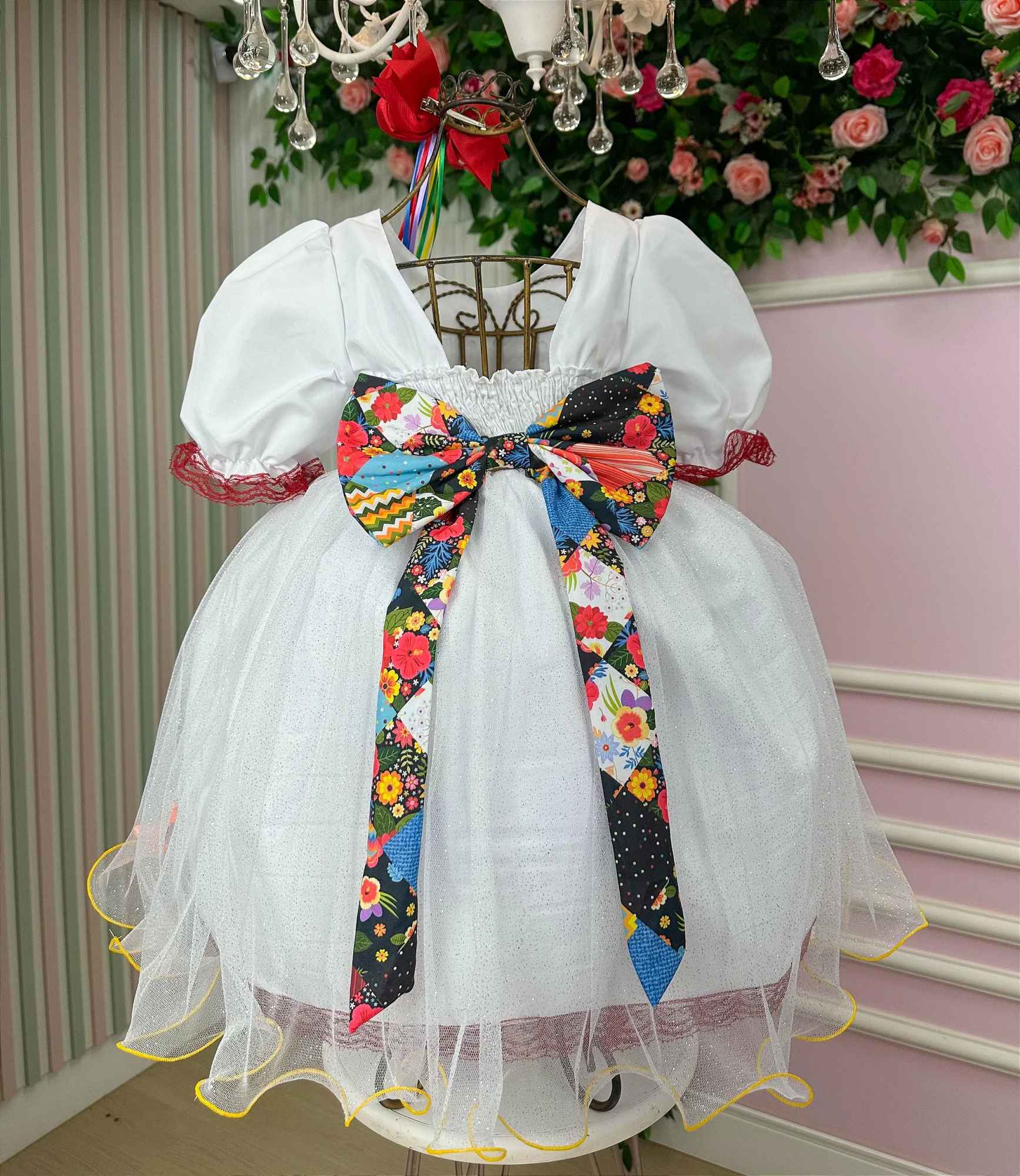 Vestido Junino Banana Club Luxo Noivinha + Saiote - Leveza e Elegância para Meninas | Bebeloo Kids