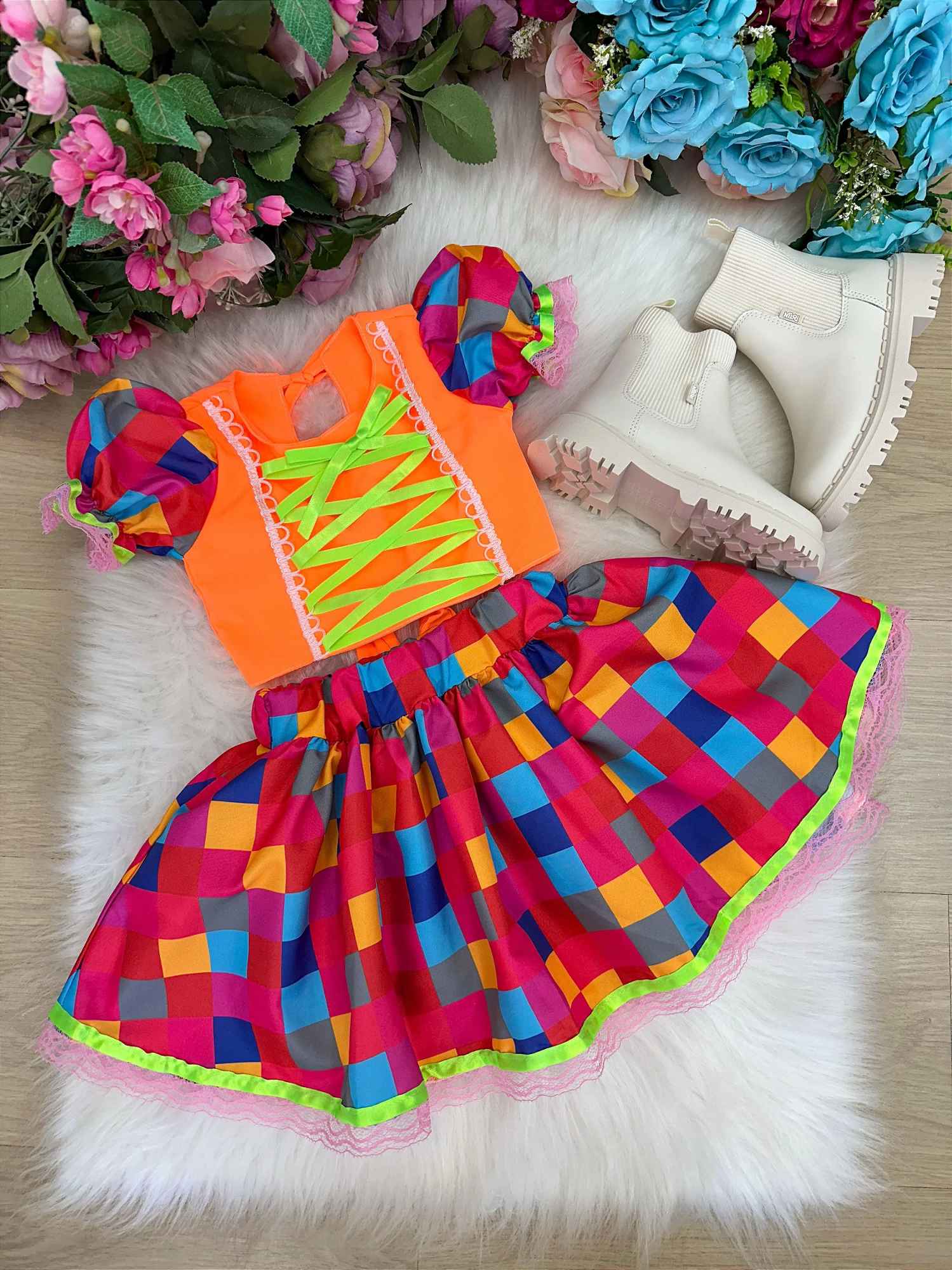 Conjunto Junino Banana Club Luxo Manu Neon - Estilo Delicado para o Dia a Dia | Bebeloo Kids