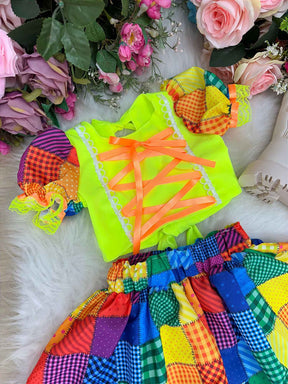 Conjunto Junino Banana Club Luxo Manu Neon - Estilo Delicado para o Dia a Dia | Bebeloo Kids
