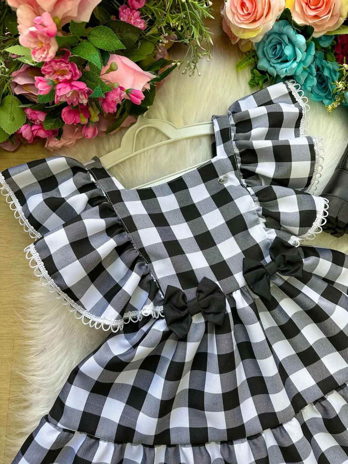 Vestido Banana Club Aline Xadrez - Leveza e Elegância para Meninas | Bebeloo Kids