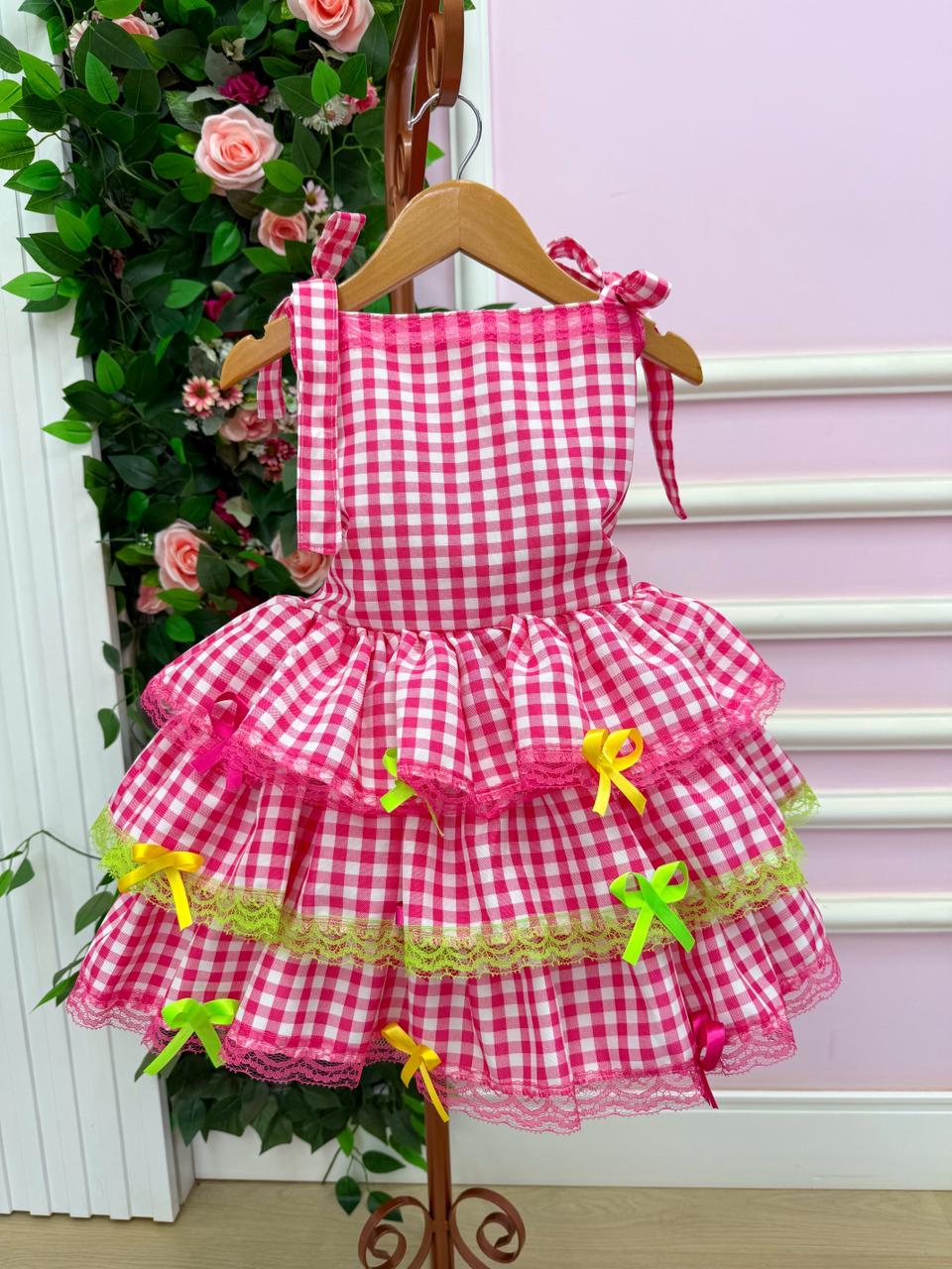 Vestido Banana Club Luxo Arraia do Chamego Mãe e Filha - Leveza e Elegância para Meninas | Bebeloo Kids