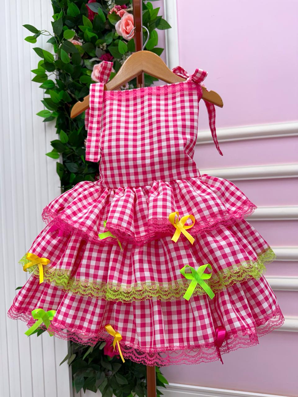 Vestido Banana Club Luxo Arraia do Chamego Mãe e Filha - Leveza e Elegância para Meninas | Bebeloo Kids