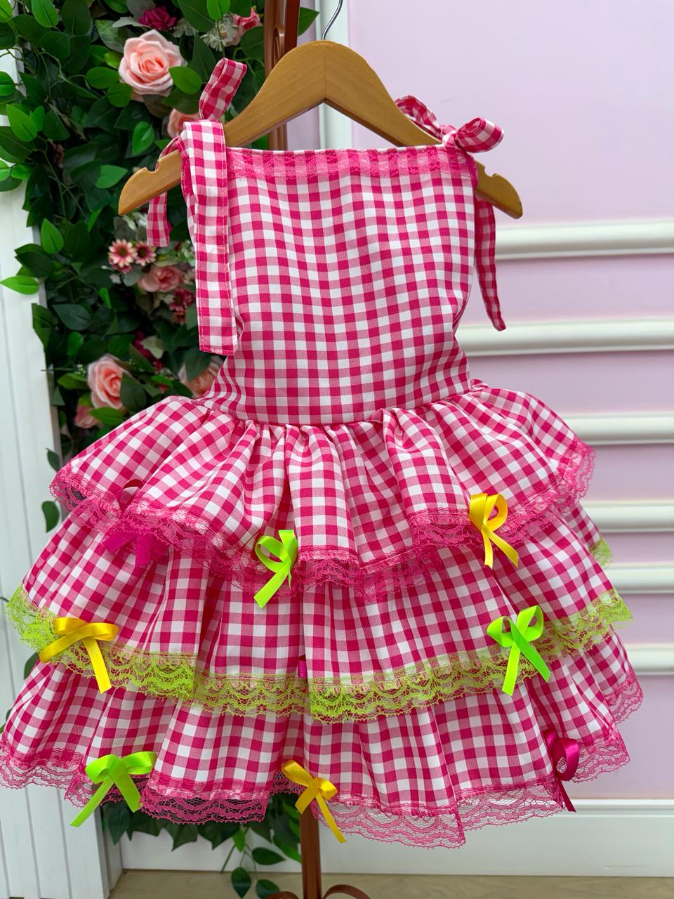 Vestido Banana Club Luxo Arraia do Chamego Mãe e Filha - Leveza e Elegância para Meninas | Bebeloo Kids