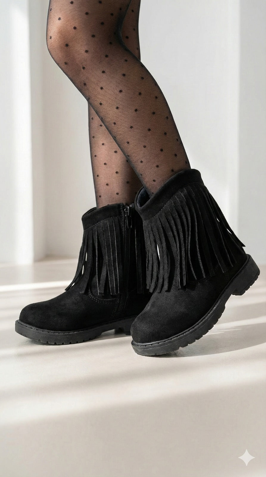 Bota\Coturno StarPink Love Preto - Qualidade e Cuidado para os Pequenos | Bebeloo Kids