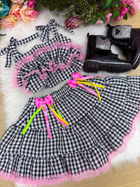 Conjunto Junino Banana Club Luxo Charme do Arraiá Preto - Estilo Delicado para o Dia a Dia | Bebeloo Kids