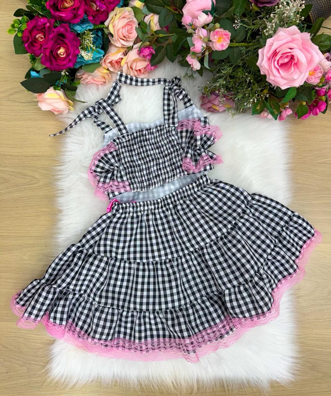 Conjunto Junino Banana Club Luxo Charme do Arraiá Preto - Estilo Delicado para o Dia a Dia | Bebeloo Kids