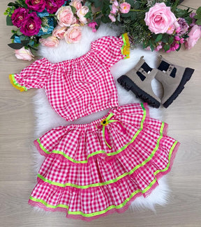 Conjunto Junino Banana Club Luxo Gabriela Xadrez Pink - Estilo Delicado para o Dia a Dia | Bebeloo Kids